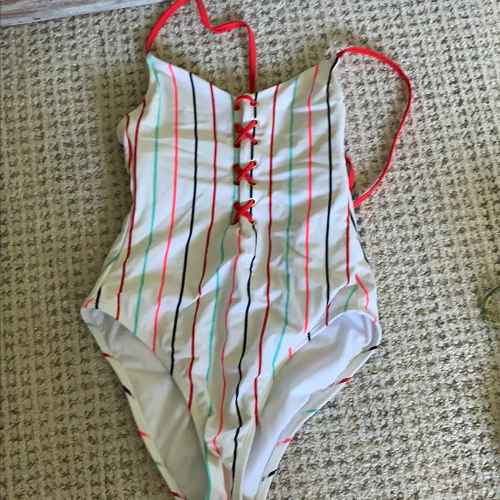 Bathing suit